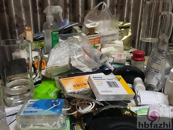 教科书式耍赖爆料者母亲得抑郁症 老赖女儿欲自杀