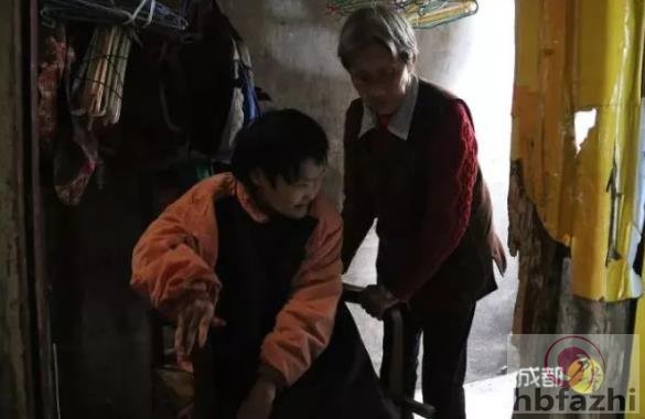 “她不死，我也死不成”这个故事弄哭了整个朋友圈