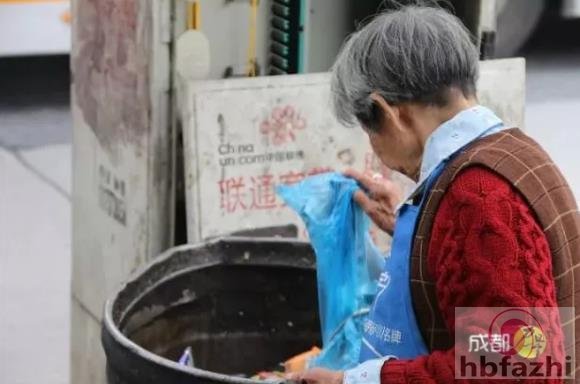 “她不死，我也死不成”这个故事弄哭了整个朋友圈