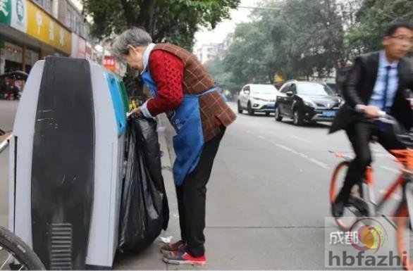 “她不死，我也死不成”这个故事弄哭了整个朋友圈