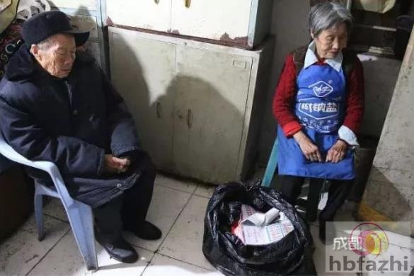 “她不死，我也死不成”这个故事弄哭了整个朋友圈