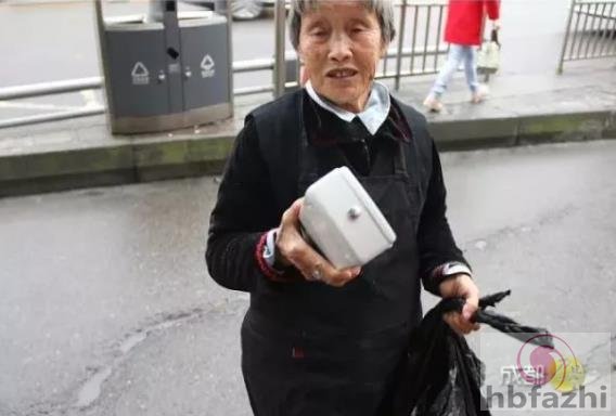 “她不死，我也死不成”这个故事弄哭了整个朋友圈