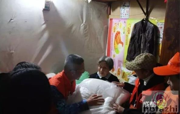 “她不死，我也死不成”这个故事弄哭了整个朋友圈