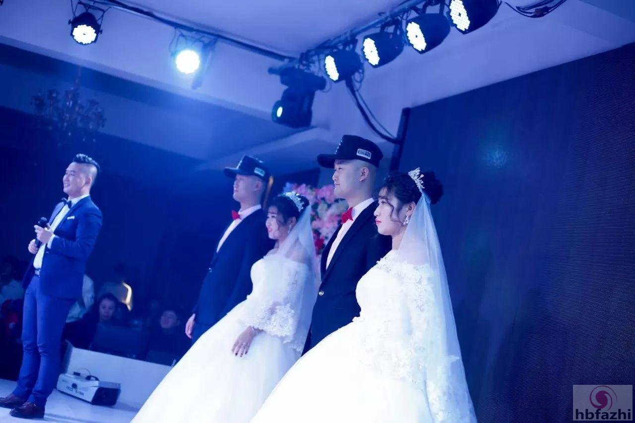 东北双胞胎兄弟迎娶双胞胎姐妹 婆婆有个霸气想法