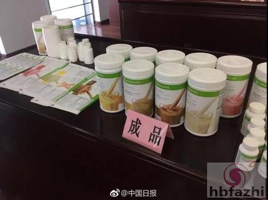 假奶昔黑作坊:担心出人命 边生产边试吃
