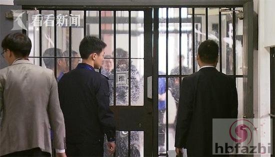 女大学生实习时移情有妇之夫 男友为泄愤刺死情敌