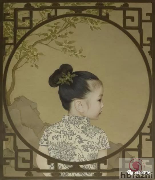 又是别人家的爸爸！他把两个女儿装进一片鸟语花香