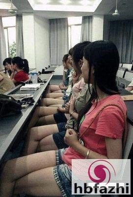 姑娘，看你被压得喘不过气了，我来帮你吧！