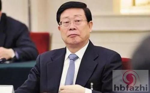 2017“双开”通报大盘点：这些人的落马姿势很特别